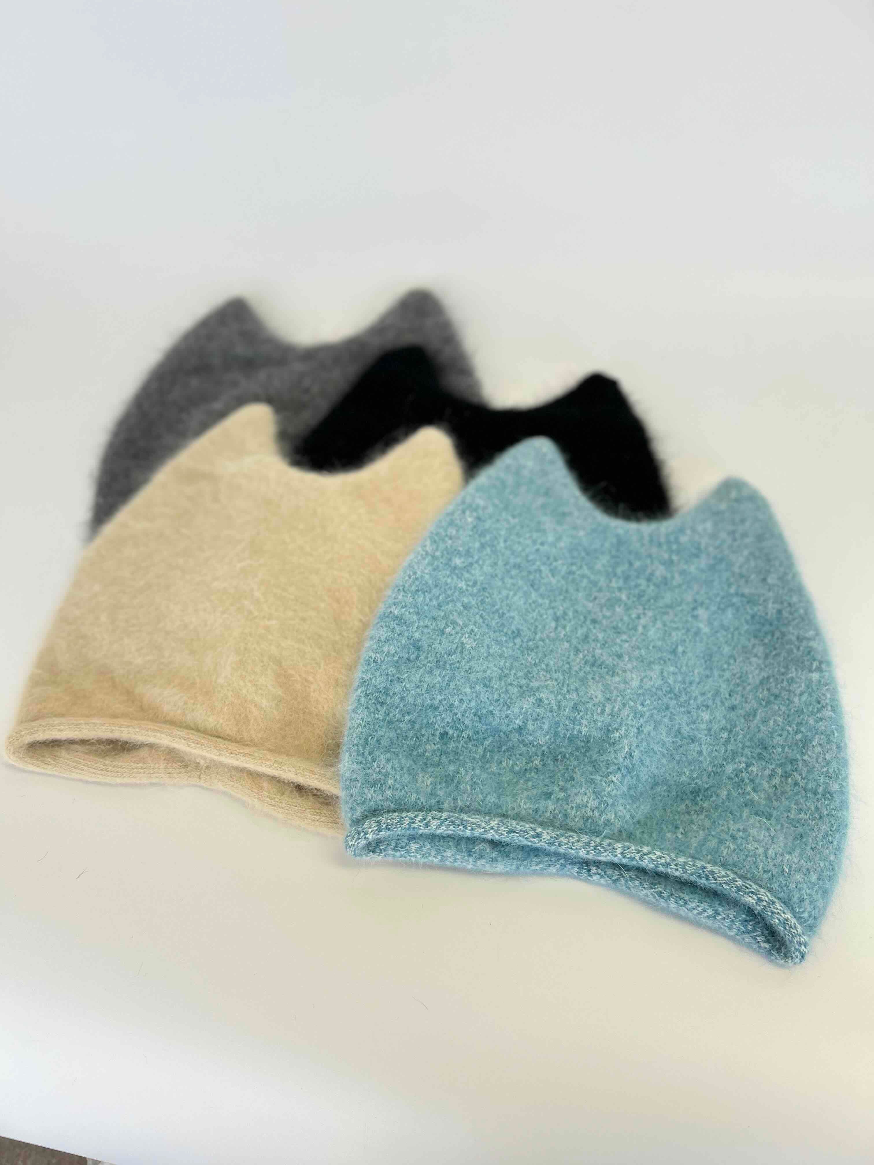 H-25-50｜ふわふわ アンゴラ 猫耳 ニットワッチ